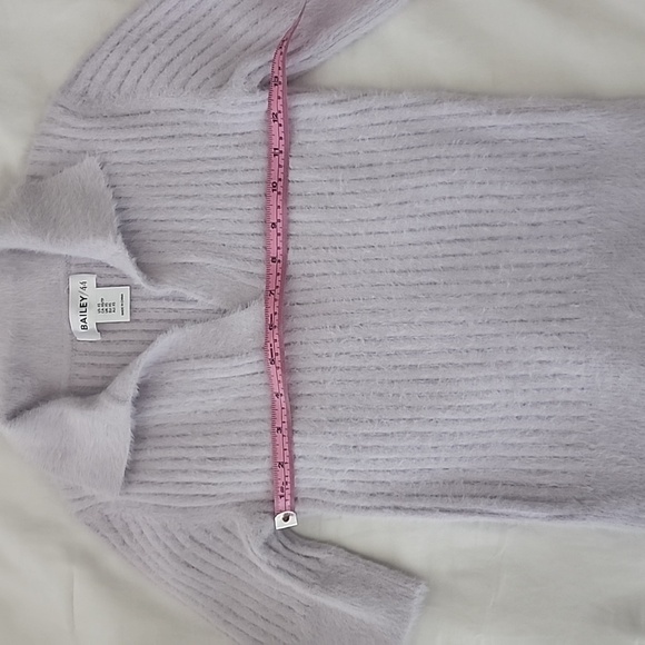 Bailey 44 Romantic Lilac Knit Elbow Sleeve V Neck Sweater Top - Picture 9 of 9